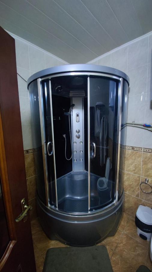 Bishkek Villa Hotel Екстериор снимка