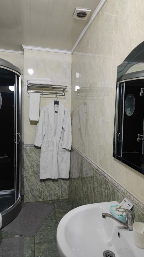 Bishkek Villa Hotel Екстериор снимка