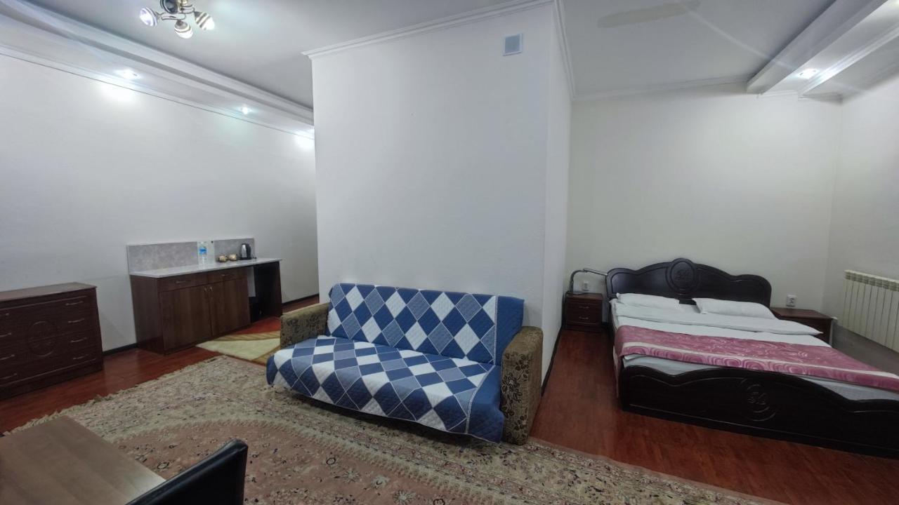 Bishkek Villa Hotel Екстериор снимка