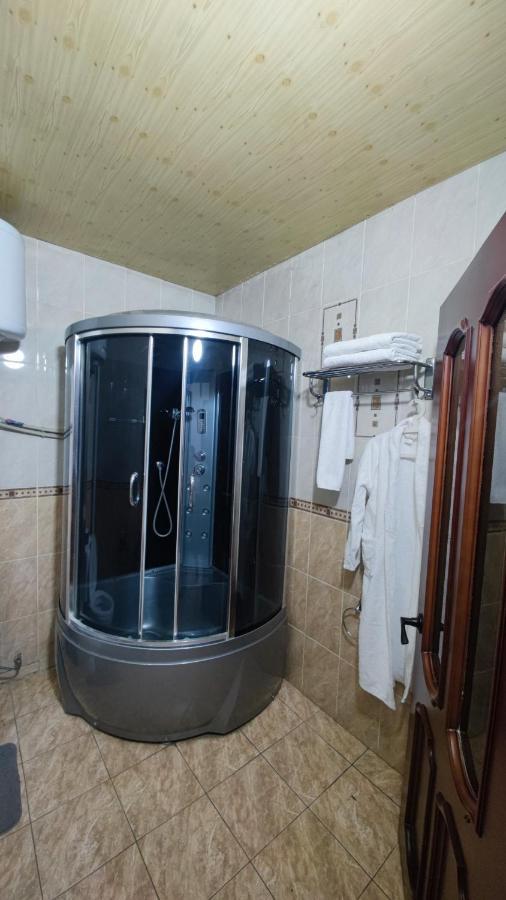 Bishkek Villa Hotel Екстериор снимка