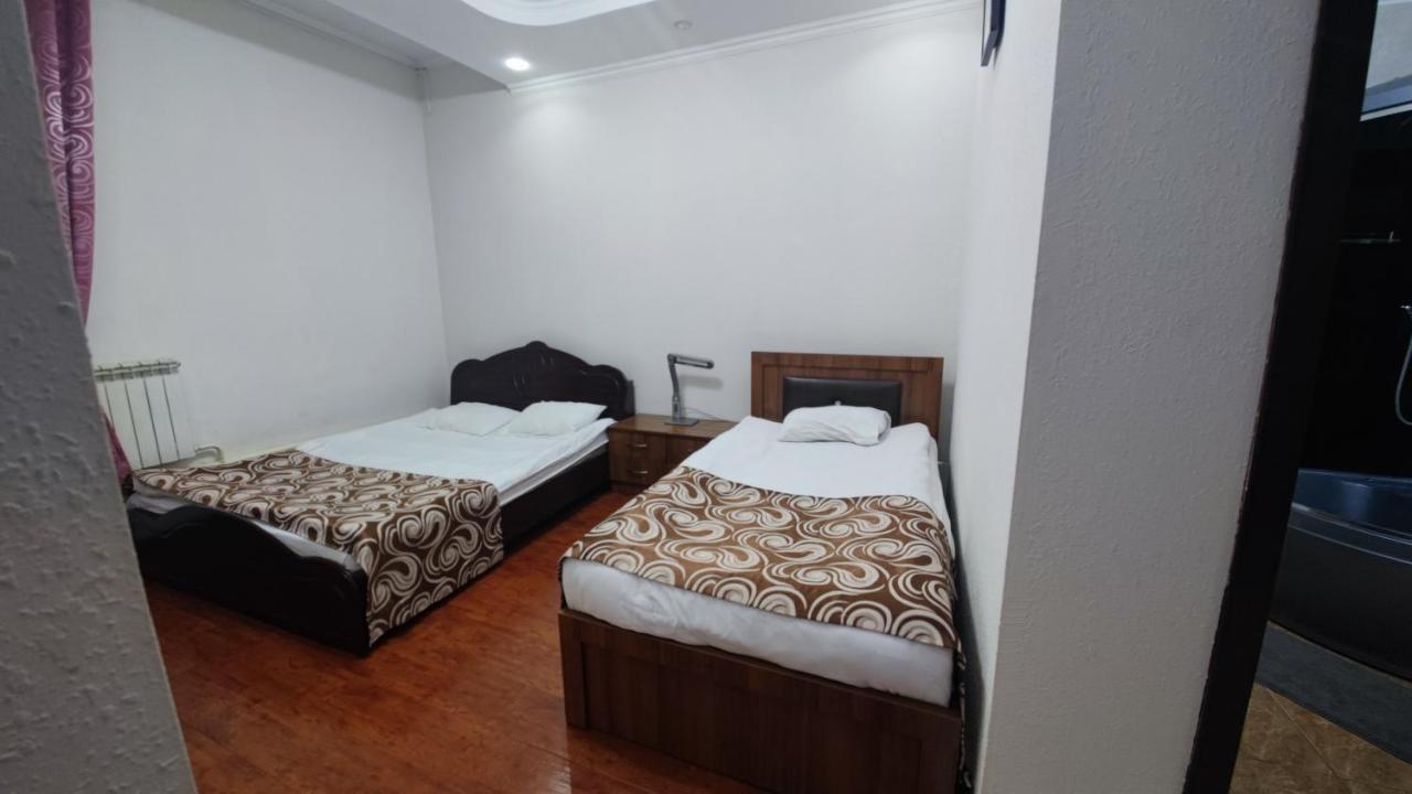 Bishkek Villa Hotel Екстериор снимка