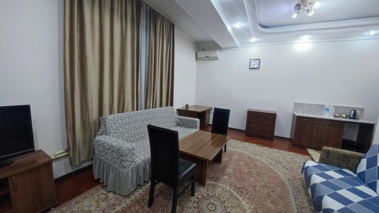 Bishkek Villa Hotel Екстериор снимка