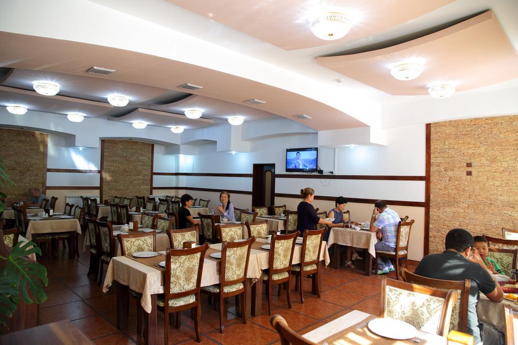 Bishkek Villa Hotel Екстериор снимка