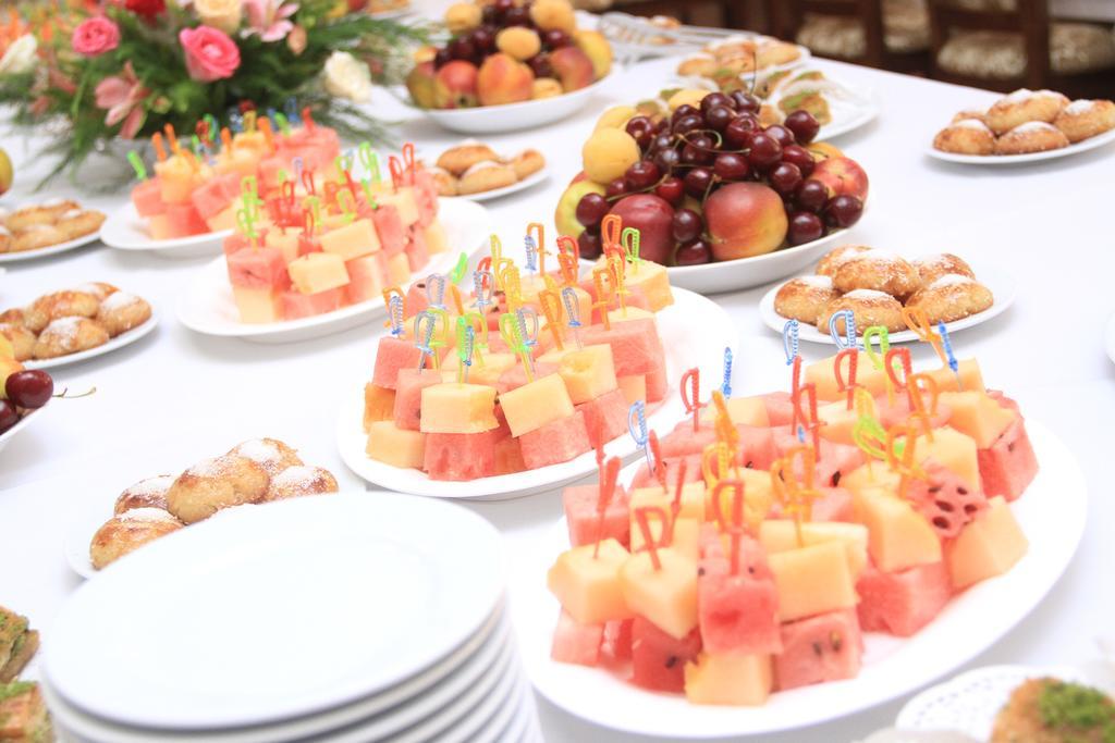 Bishkek Villa Hotel Екстериор снимка