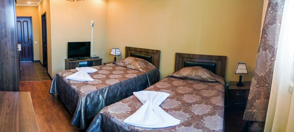 Bishkek Villa Hotel Екстериор снимка