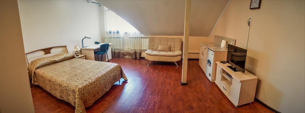Bishkek Villa Hotel Екстериор снимка